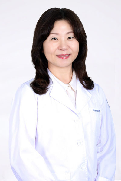 진료원장<strong> 김숙현</strong>